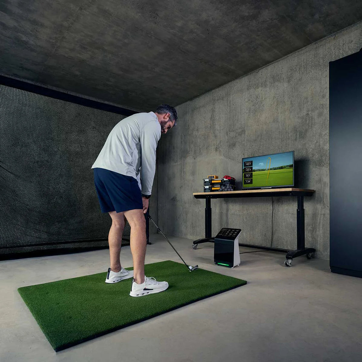 Garmin Approach R50 Golf Simulator &amp; Launch Monitor