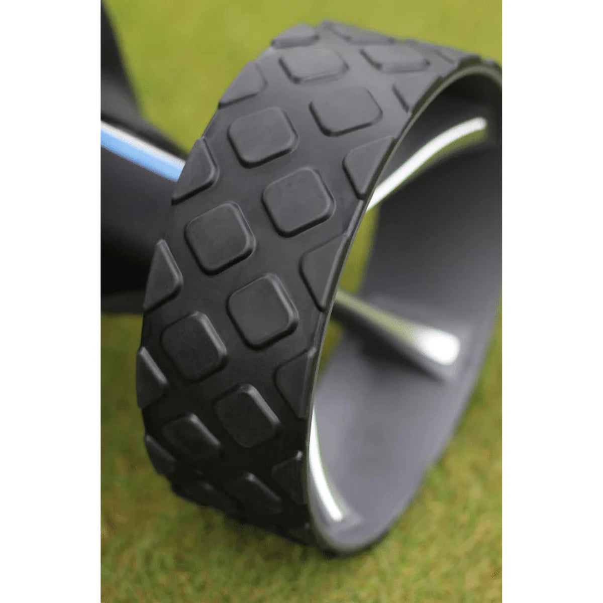 Motocaddy M5 GPS DHC Electric Caddy